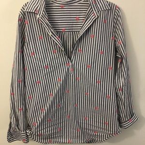 GAP button down with flower detail